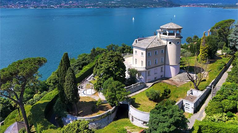 VILLA LAKE MAGGIORE 