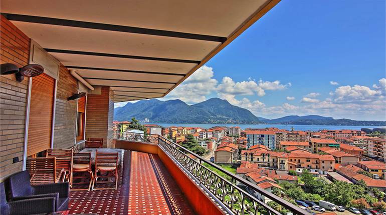 PENTHOUSE LAKE MAGGIORE 